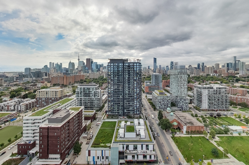 2507-170-Sumach-St-One-Park-Place-Regent-Park-Toronto-050